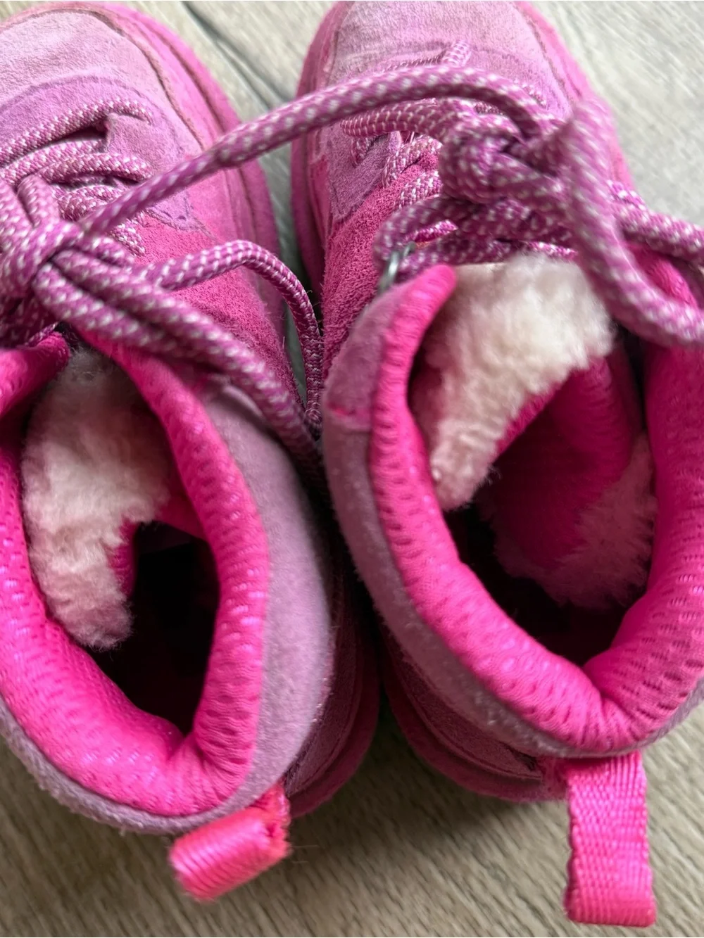 Ugg Highland Hi heritage little kids pink suede lace up boots 13C